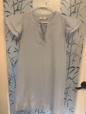 NWOT Vineyard Vines Light Blue and White Striped Midi Tie-Neck Shift Dress